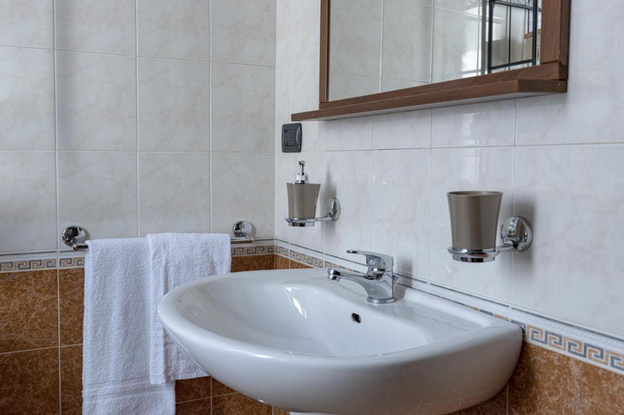 Apartament Da Perry Morbegno Zewnętrze zdjęcie